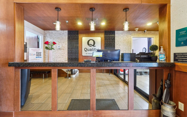 Quality Inn & Suites