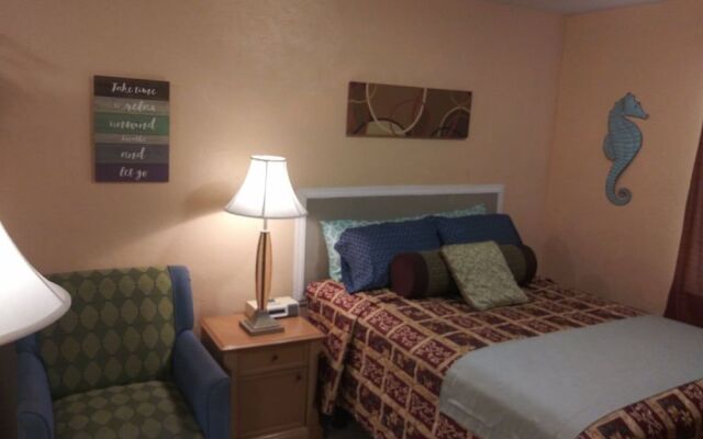 Siesta Motel and Surfside Cabanas