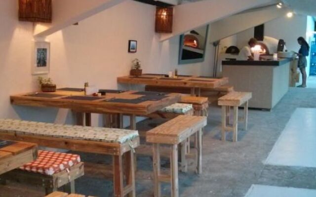 Hostel Laguna Park