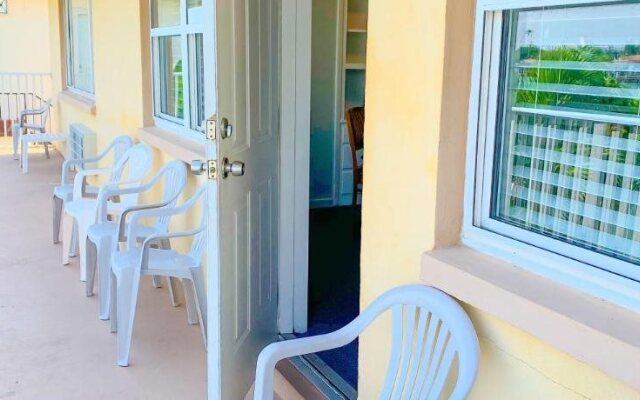 Sta 'n Pla Marina Resort