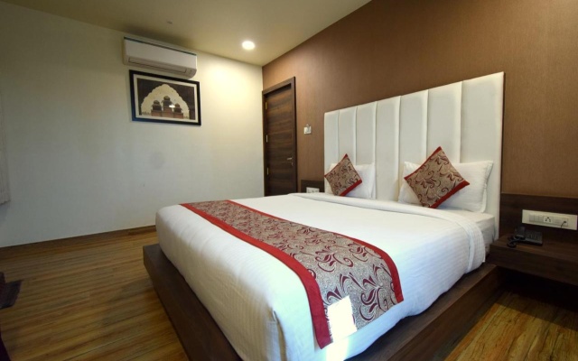Hotel Fun Park Sanand
