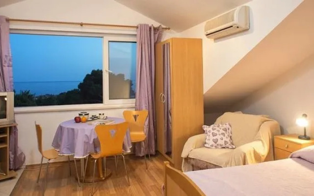 Apartments Dubčić