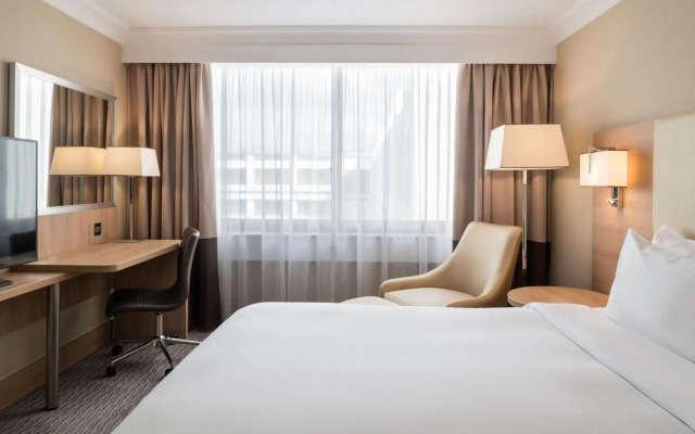 Renaissance London Heathrow Hotel