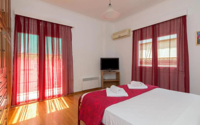 Nice 2bedroom apartment in Pagkrati