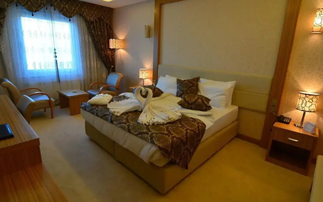 Tasar Royal Hotel