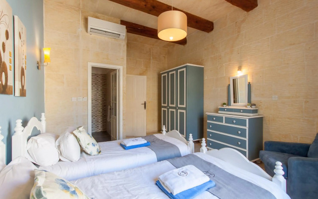 Twilight Gozitan Farmhouse With Pool
