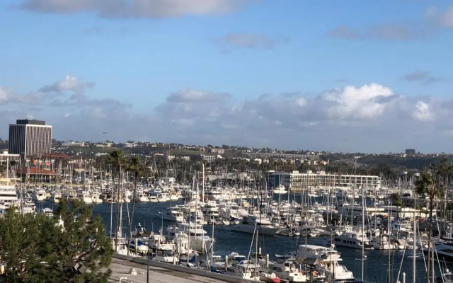 Luxury 1 BD & 1BR with Fantastic marina view
