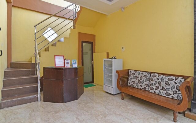 OYO 1836 Aeena Village