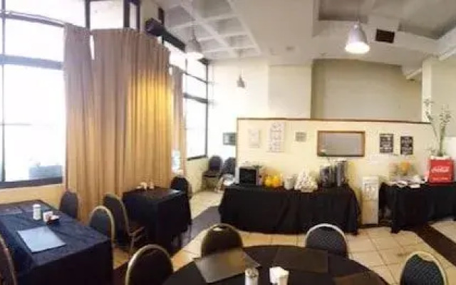 Apart Hotel Comra