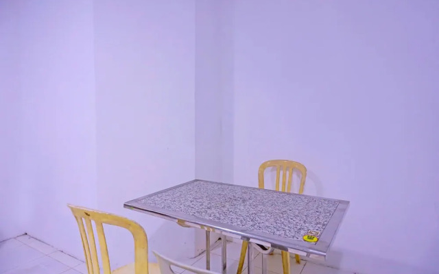 OYO 92585 Smiley 999