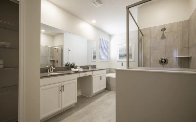 8933ccd-the Retreat At Championsgate 6 Bedroom Home by RedAwning