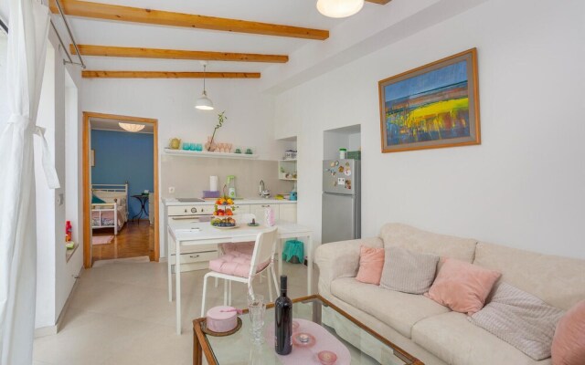 Beautiful Apartment in Rijeka With Wifi and 1 Bedrooms