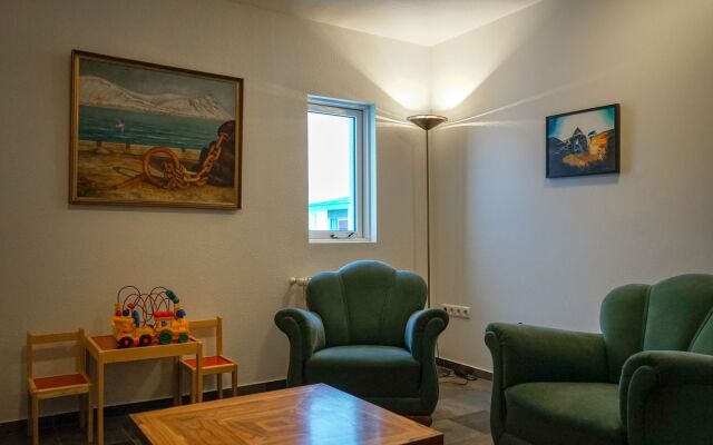 Start Hostel