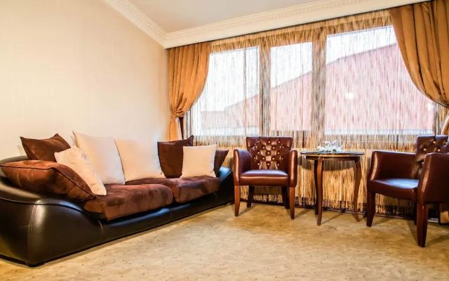 Grand Work Hotel