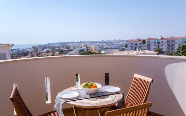 A07 - Seaview and Pool Luxury apartment by DreamAlgarve
