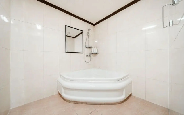 Suwon Rose Hotel
