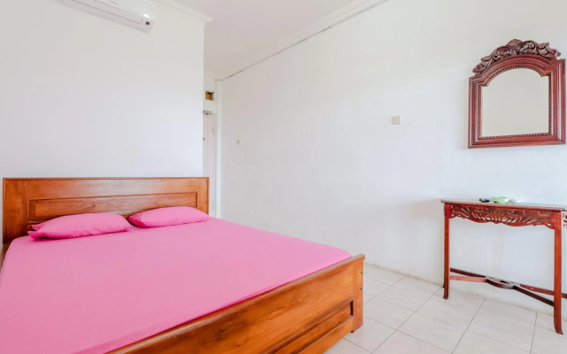 Adinda Beach Hotel and Villa by ZUZU
