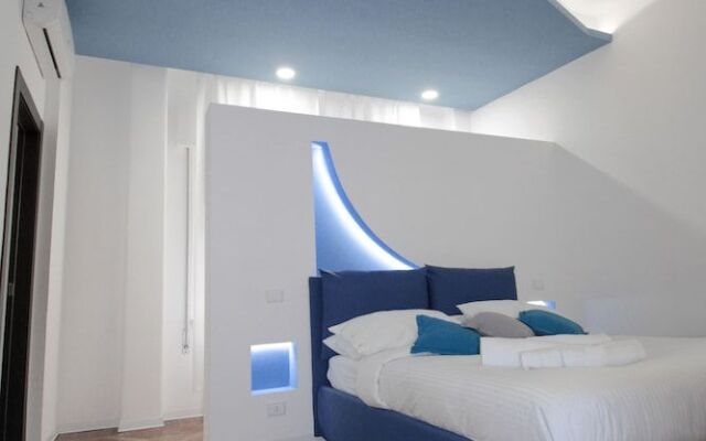 Iperbole Suite