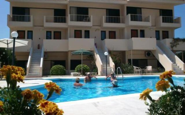 Aparthotel 4 Stars Stalos