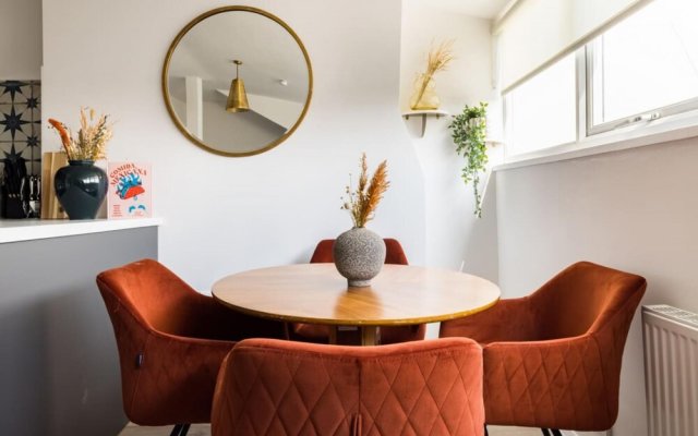The West Hampstead Retreat - Modern Bright 1bdr Apartment