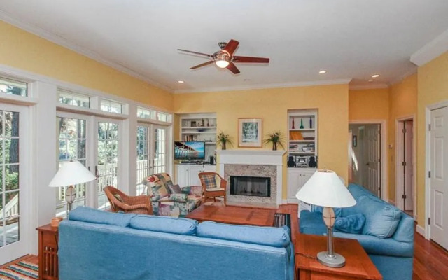 Goldenrod Court 51 by RedAwning