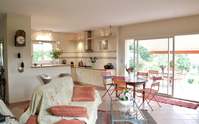 House With 2 Bedrooms in Monlaur-bernet, With Furnished Terrace
