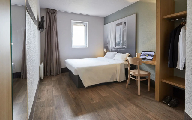 B&B HOTEL Caen Mémorial