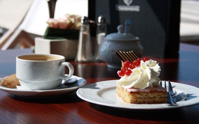 Galamadammen Hotel Jachthavens