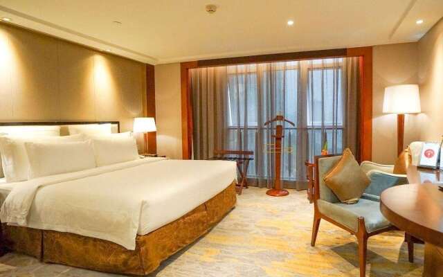 Wyndham Grand Plaza Royale Ningbo