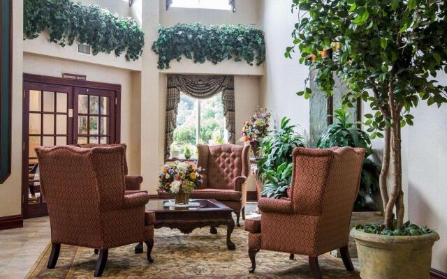 Holiday Inn Express & Suites Hawthorne Elmsford North by IHG