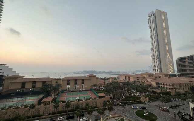 View Marina Hostel
