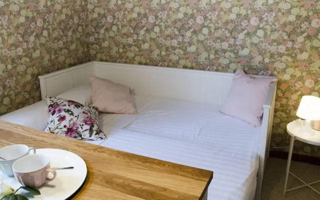 JOIVY Flowers Apartment 25