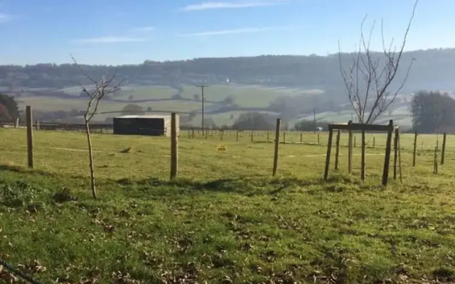 Shepherds Hut In Bath