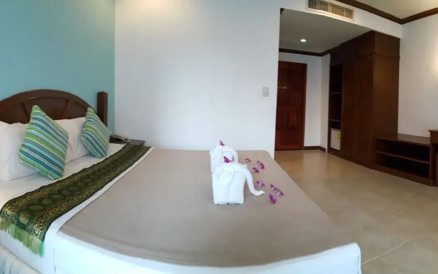 MT Hotel Patong