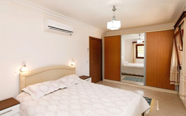 Ekrem Villa 2 by rezervasyonyap