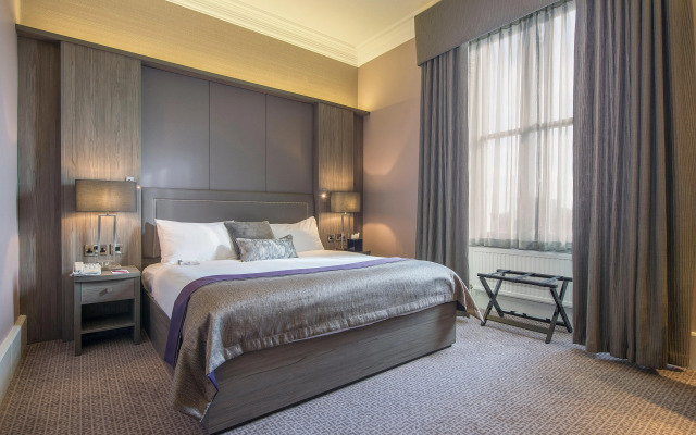 Crowne Plaza Royal Victoria Sheffield (ex Holiday Inn Sheffield)