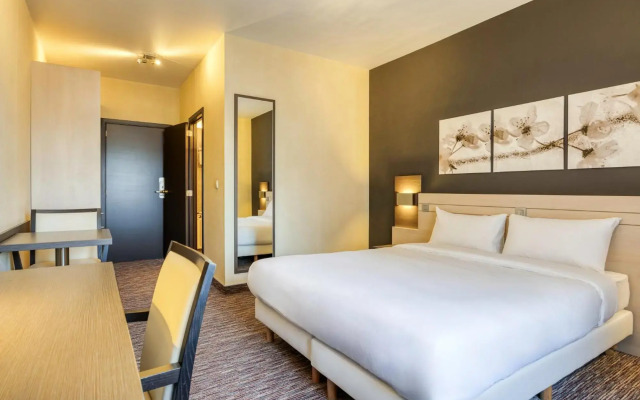 B&B HOTEL Mons Centre