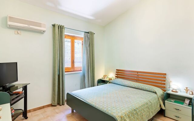 Lovely Villa in Messina near Sea Beach