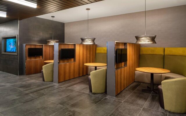 Courtyard by Marriott Lafayette South