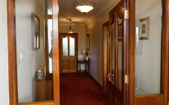 Old Fort Lodge