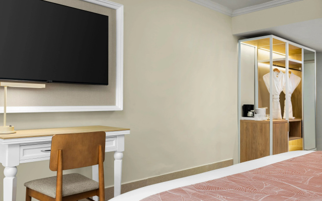 Wyndham Alltra Punta Cana All-Inclusive Resort - Image 6