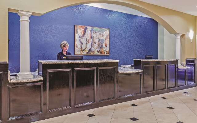 La Quinta Inn & Suites by Wyndham Pearland - Houston South