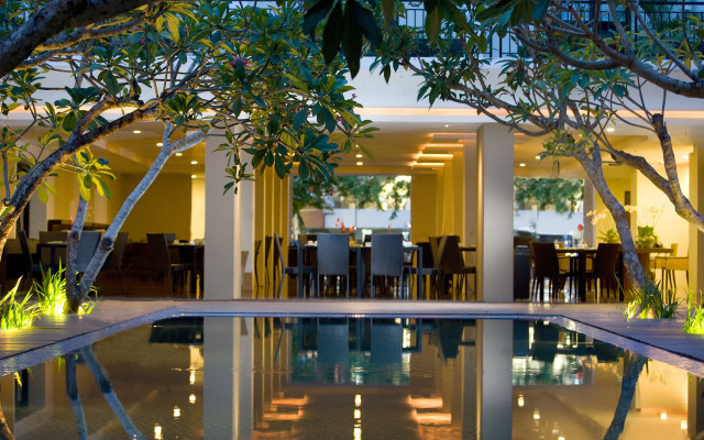 Hotel Santika Kuta Bali