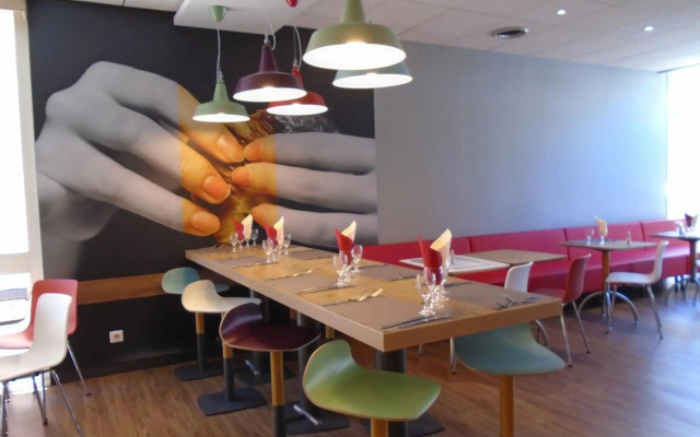 ibis Gap Centre