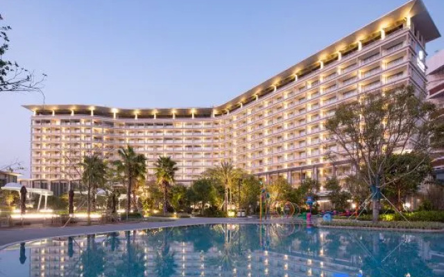 Grand New Century Resort Silver Beach Beihai