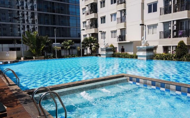 Great Location And Comfy 2Br At Signature Park Tebet Apartment
