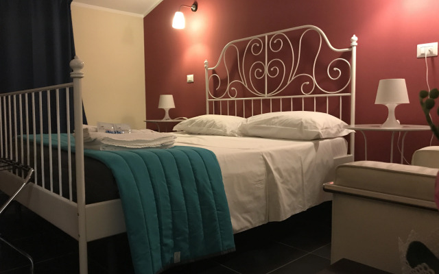 Ascot Hotel