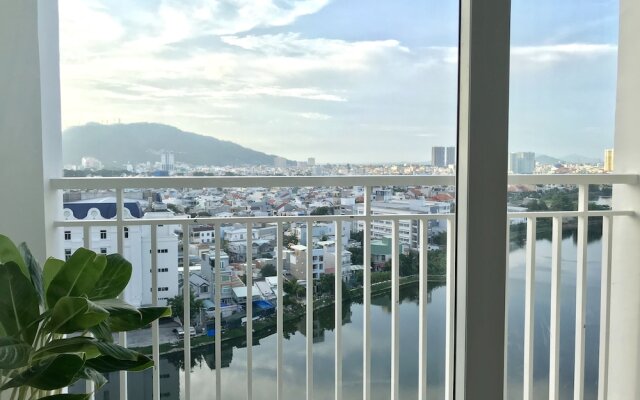 Diamond Sea Apartment