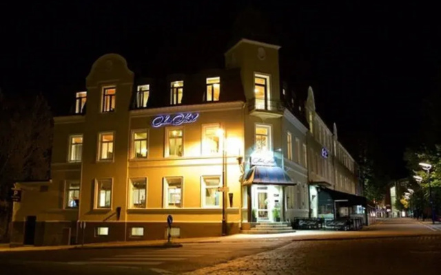 hotelImage