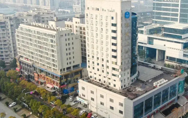 Hanting Hotel Wuhan Zhuankou Zhuanyang Avenue